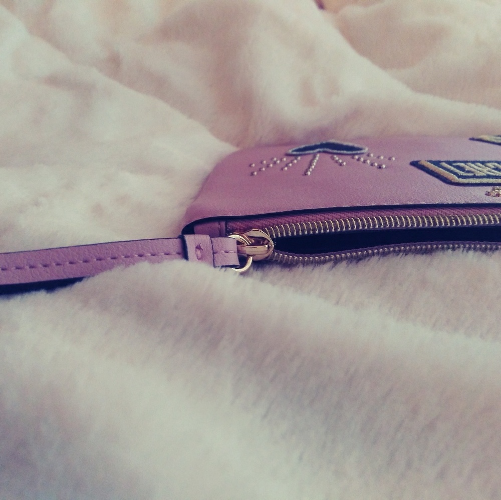 Wristlet / removeable - Picture 6 of 7